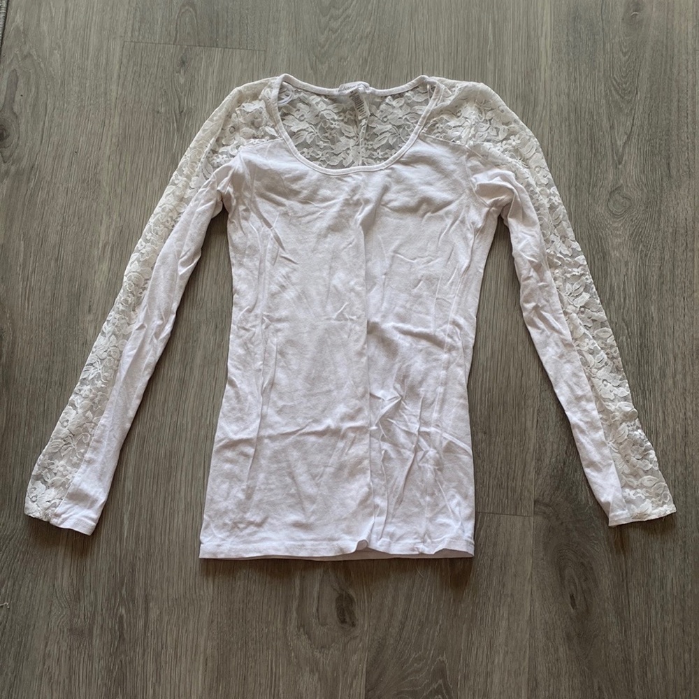 Long sleeve Top with Lace